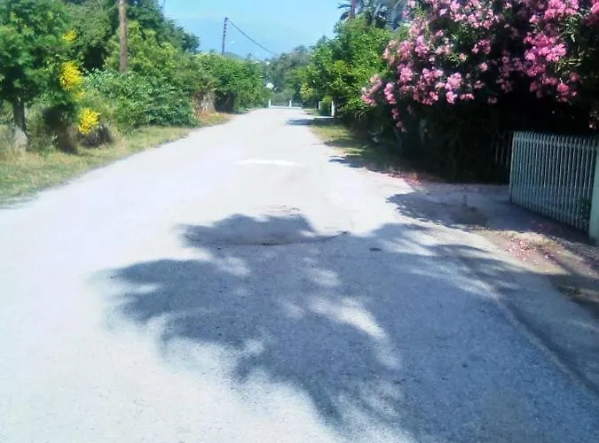 Little Beauty - Happyhostgr - In Апартаменты *